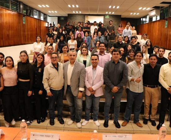 Conversatorio sobre la reforma judicial marca el inicio del ciclo escolar 2025-B en el CUSur