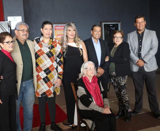 Estrenan el documental “El joven Arreola y la Biblioteca de Guillermo Jiménez”