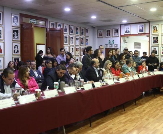 Rector General reitera ante diputados urgencia de mil 127 mdp adicionales en 2023 para UdeG