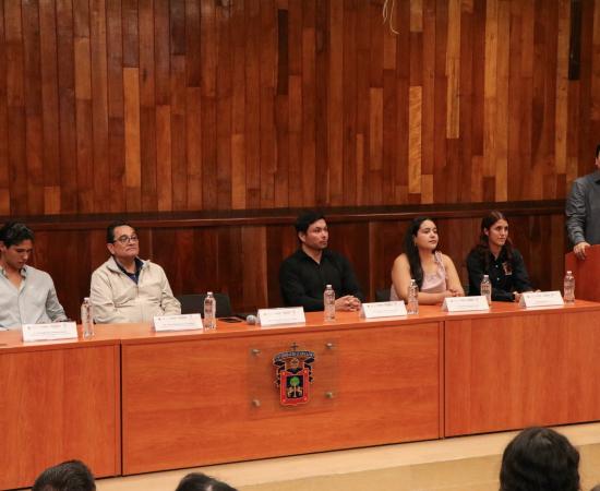 Conversatorio sobre la reforma judicial marca el inicio del ciclo escolar 2025-B en el CUSur