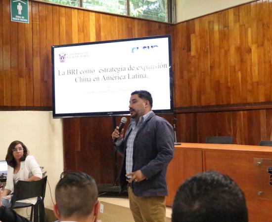 Realizan foro “Nuevos investigadores del CUSur”