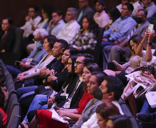 Premian proyectos en beneficio de la sociedad con la Presea al Servicio Social Irene Robledo García