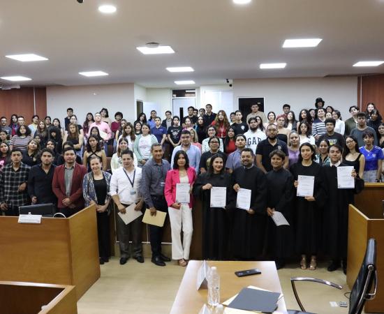 CUSur y Suprema Corte traen la experiencia de “Un día en la Corte” a estudiantes de Abogado