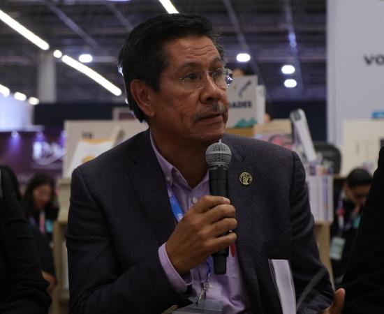 CUSur presenta en la FIL su obra 'Innovaciones Transdisciplinares' sobre tecnología y naturaleza