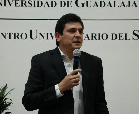 CUSur recibe a 1,763 estudiantes en la XXII Feria "Una Mirada al CUSur"