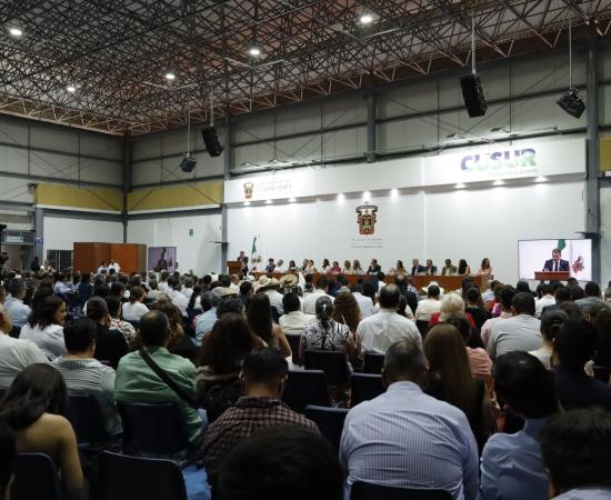 Rinde protesta el Dr. Dante Jaime Haro Reyes como Rector del CUSur