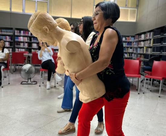 Servicios Académicos del CUSur recibe formación en atención de emergencias