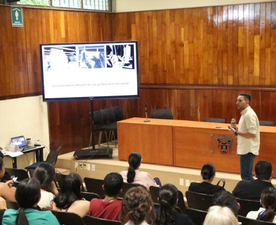 Realizan foro “Nuevos investigadores del CUSur”