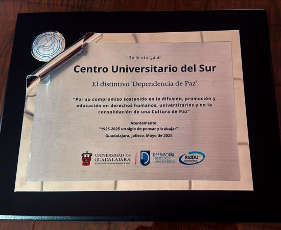 CUSur recibe Distintivo “Dependencia de Paz” por su liderazgo en derechos humanos y cultura de paz