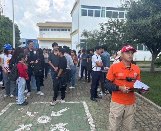 Más de 1,400 personas evacuadas en el Simulacro Nacional 2025 en el CUSur