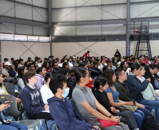 Estudiantes del CUSur inician su servicio social