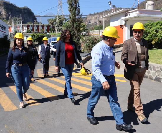 Autoridades del CUSur visitan empresa productora de papel en Atenquique, JaliscoAutoridades del CUSur visitan empresa productora de papel en Atenquique, Jalisco