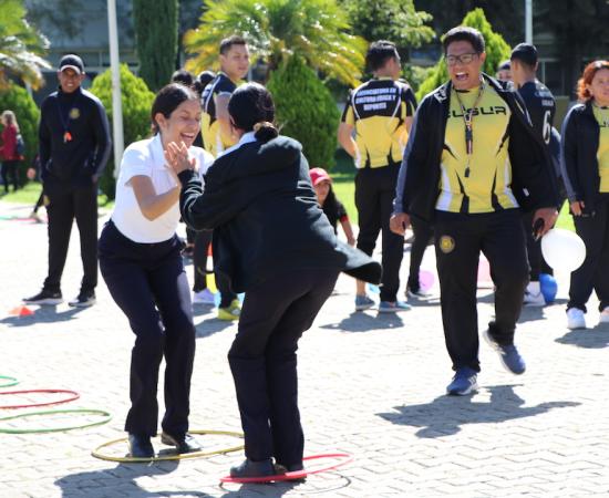 Primera Feria de juegos tradicionales en el CUSur
