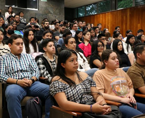 Los 200 años del Pacto Federal en México fue el tema de la bienvenida académica de la carrera de Abogado