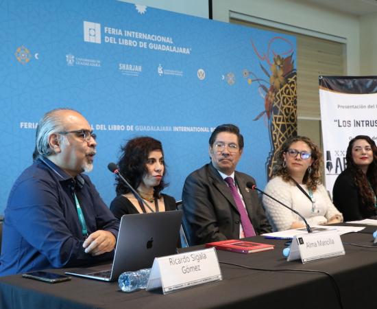 Los intrusos, libro ganador del Arreola, se presenta en la FIL Guadalajara