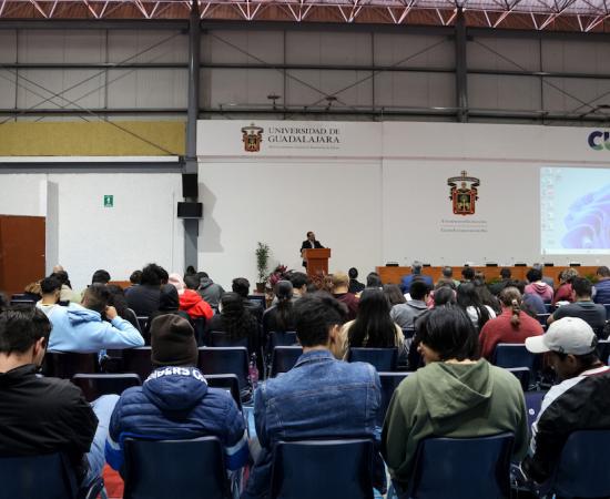 Fomentan la cultura de paz con foro global en el CUSur