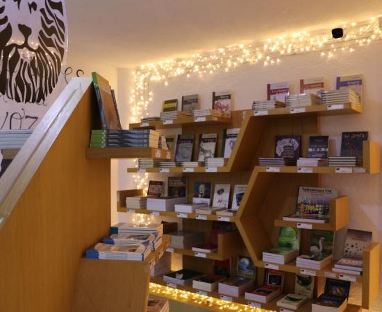 La tienda-librería IDENTITAS CUSUR abre sus puertas