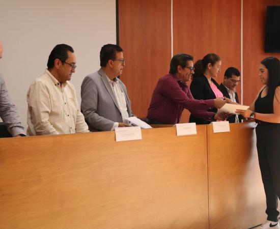 Egresan 27 personas del Diplomado en Agronegocios del CUSur