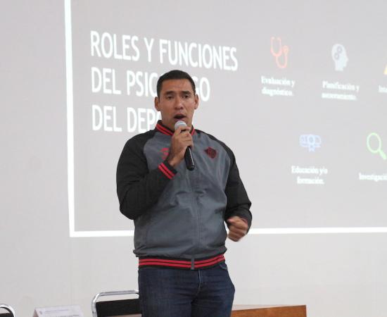Festeja Psicología 28 años con charla sobre psicología del deporte