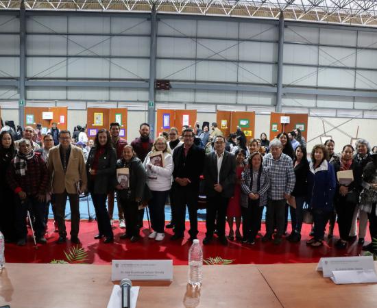 143 adultos mayores culminaron los talleres del ciclo escolar en el CUSur