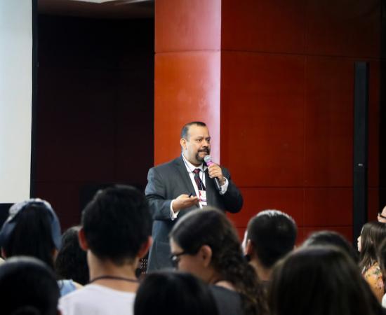 Estudiantes del CUSur inician su servicio social