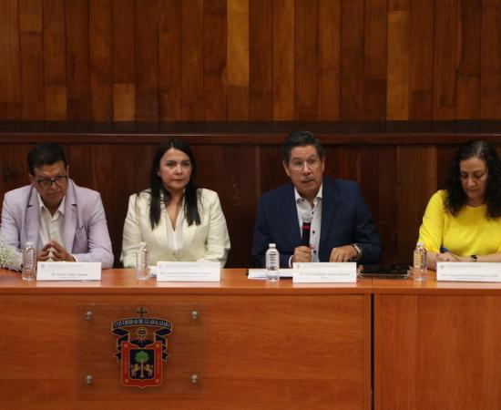 Se fomenta el desarrollo científico con la Semana de la Investigación Científica CUSur 2024