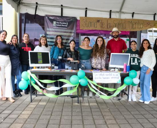 <p class="MsoNormal"><span style="mso-bidi-font-weight:bold">En el marco del Día Mundial de la Salud Mental, en el CUSur se realizan actividades para concientizar y trabajar sobre la sanidad de las emociones de la comunidad universitaria. Desde el 09 de octubre, la Clínica Escuela del CUSur, en colaboración con el Sistema Institucional de Seguridad, Salud y Medio Ambiente (SISSMA) de la Universidad de Guadalajara, en su enlace en el CUSur, ha realizado talleres y conferencias, que se extenderán hasta el 13 