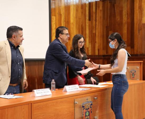 Concluye el seminario de verano de investigación en el CUSur