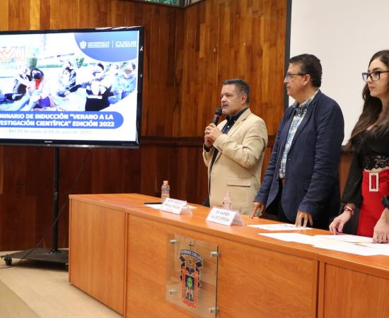 Concluye el seminario de verano de investigación en el CUSur