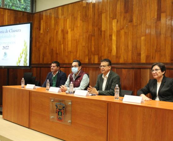 Concluyen actualización en agronegocios en el CUSur