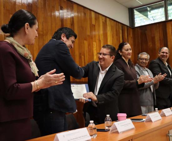 CUSur reconoce a 96 integrantes del Sistema Nacional de Investigadoras e Investigadores