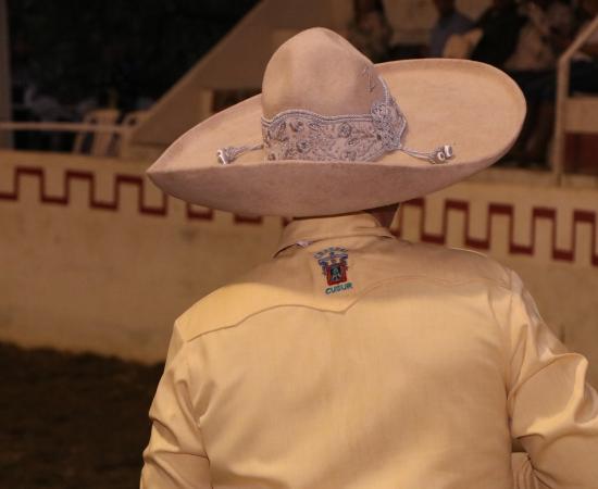 Charros del CUSur brillan en Tamazula en evento que celebra tradición y valores