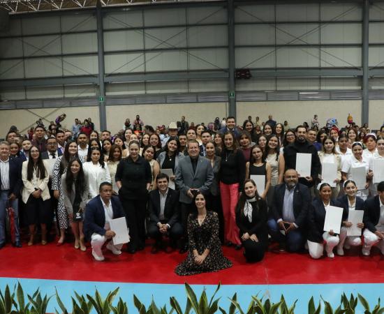 Se titulan 105 egresadas y egresados de la División de Ciencias de la Salud del CUSur