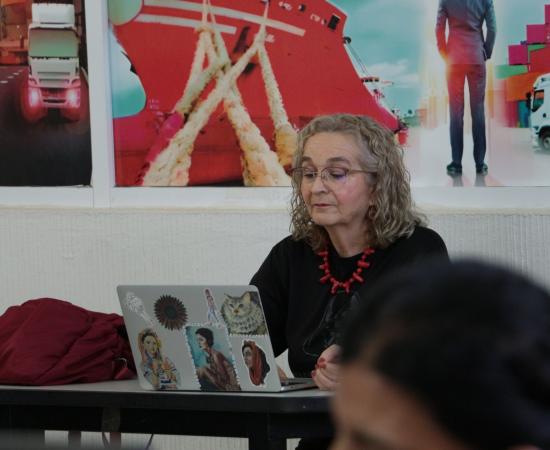 Realizan en CUSur taller sobre inteligencia artificial aplicada a la investigación