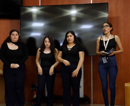 Estudiantes del CUSur culminan taller de lengua de señas mexicanas