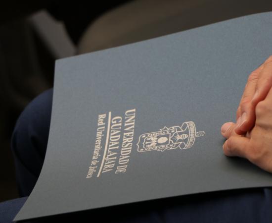 CUSur reconoce a su personal jubilado y con destacada trayectoria en emotiva ceremonia