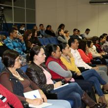 Foto 6. Dictan conferencia sobre la historia e identidad de la Universidad de Guadalajara
