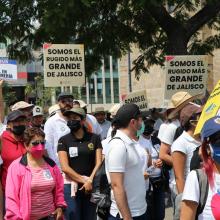 CUSur en la mega marcha UdeG por presupuesto digno y autonomía universitaria