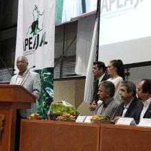 CUSur y APEAJAL conjuntan esfuerzos en el 4º Congreso del Aguacate