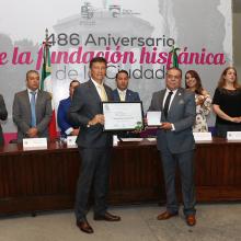 Foto 1. Nota Recibe CUSur Presea al Mérito Ciudadano del gobierno de Zapotlán el Grande