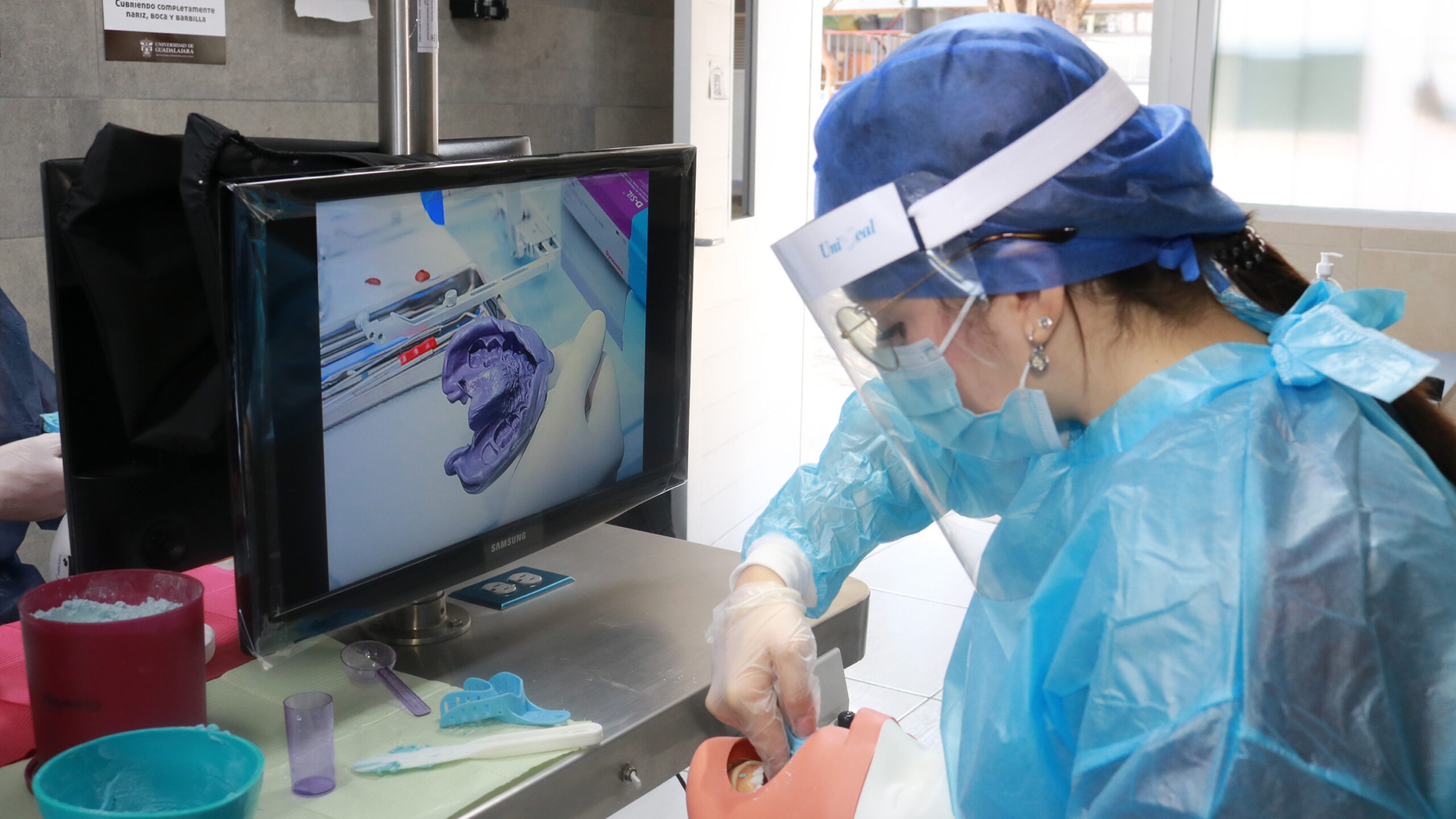 IMG_lab biomateriales2