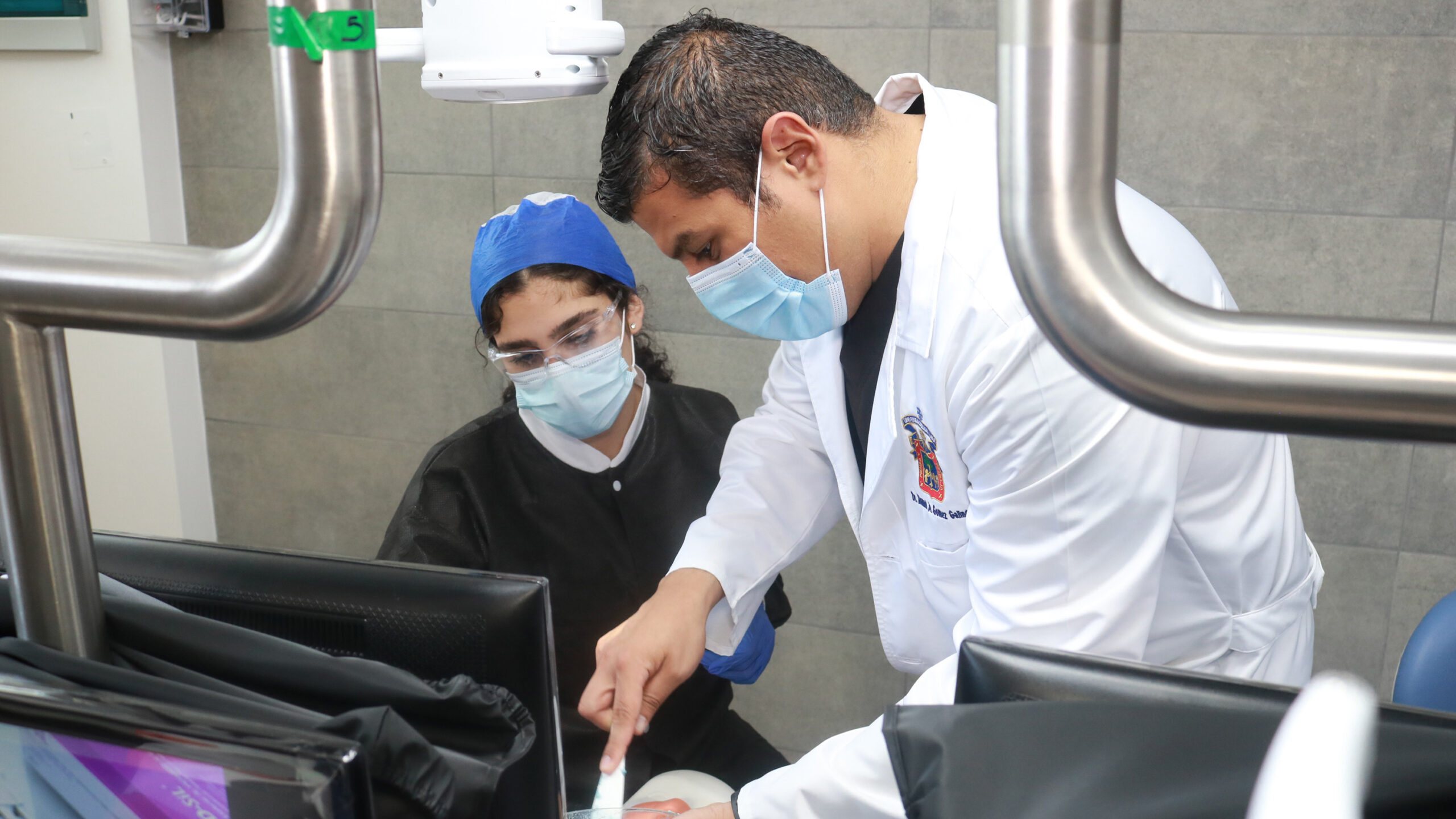 IMG_lab biomateriales5